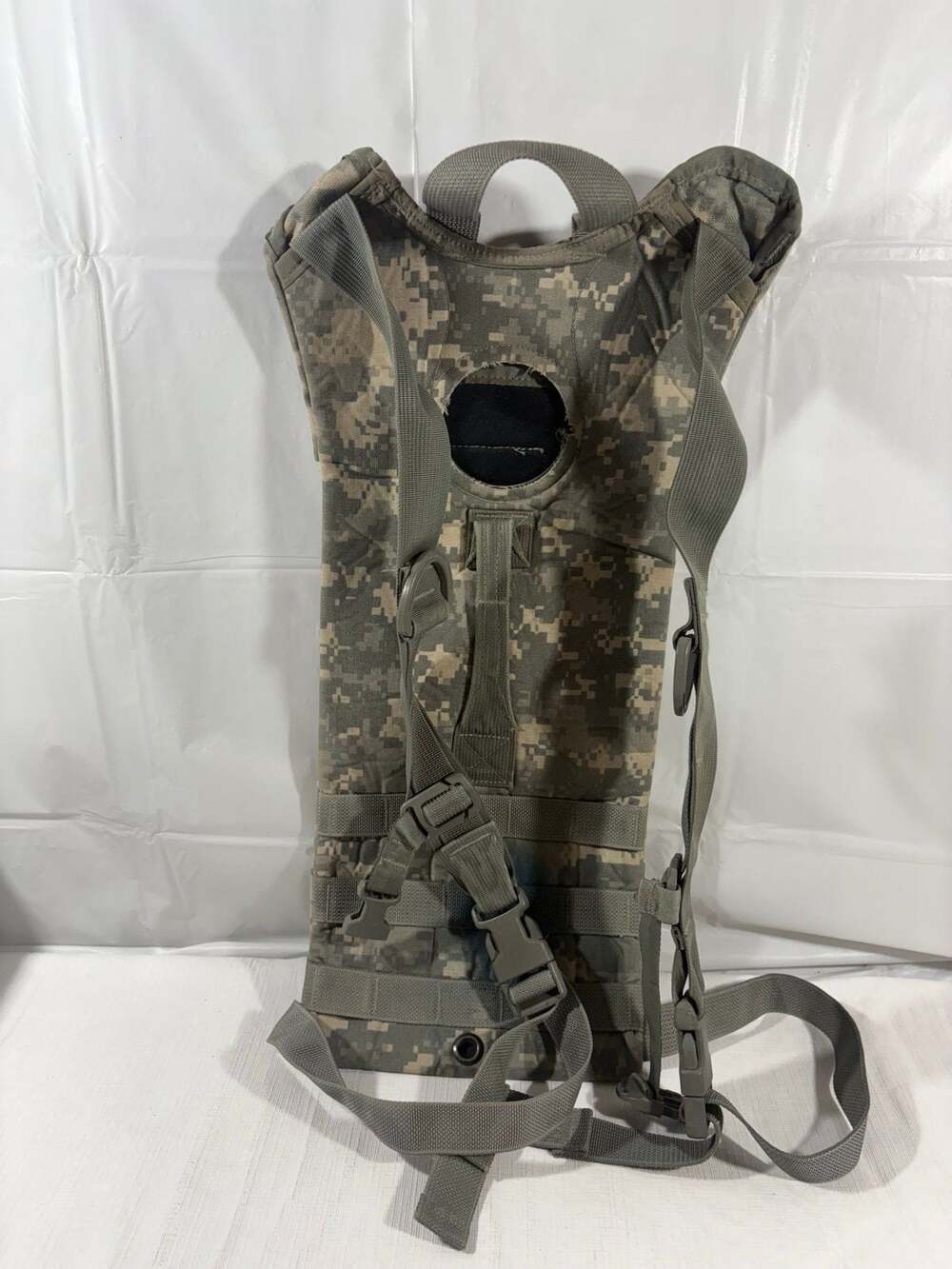 US Army ACU Hydration Carrier Backpack by Lions Services Inc – Digital Camo MOLL - Picture 3 of 5